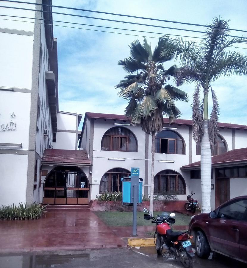 Hotel La Siesta Sullana Exteriér fotografie